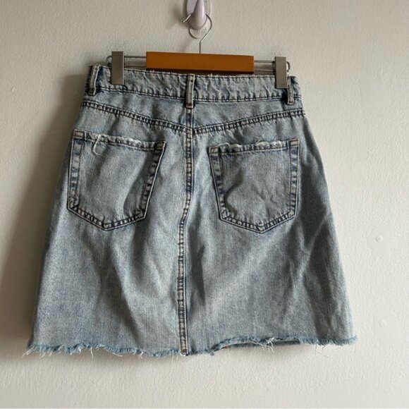 Dynamite Sz S Denim Acid Wash Raw Hem Mini Skirt - Picture 3 of 10